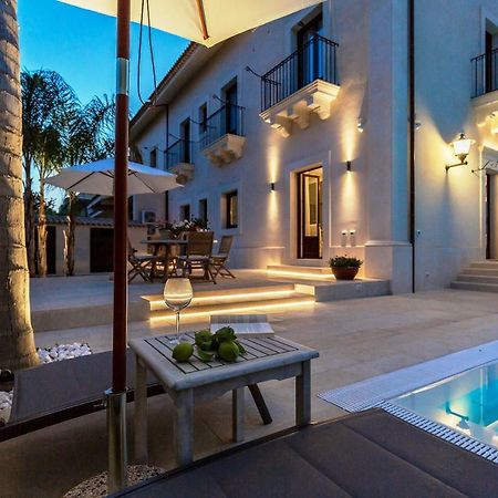 Villa Raphael Avola Exteriér fotografie