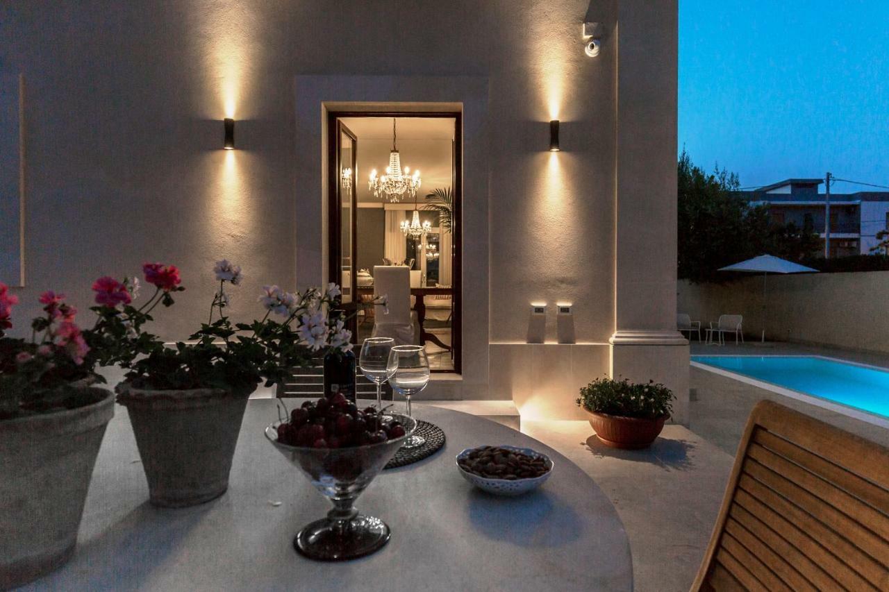 Villa Raphael Avola Exteriér fotografie