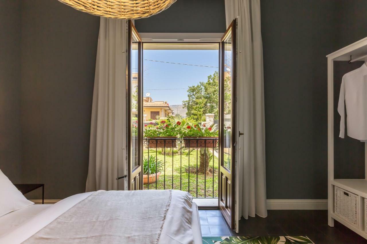 Villa Raphael Avola Exteriér fotografie