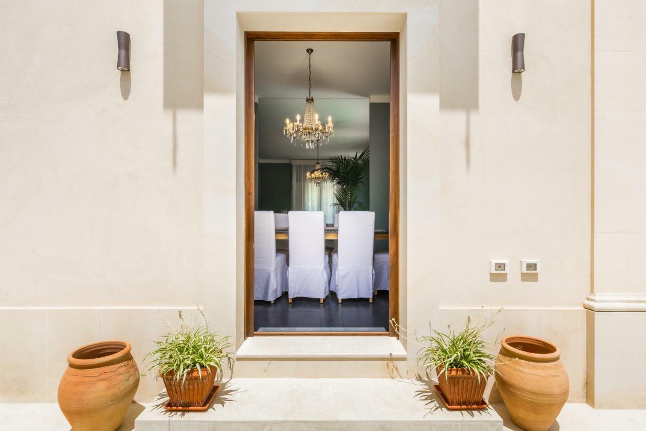 Villa Raphael Avola Exteriér fotografie