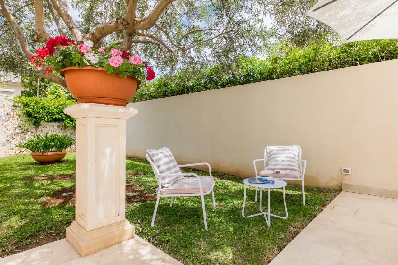 Villa Raphael Avola Exteriér fotografie